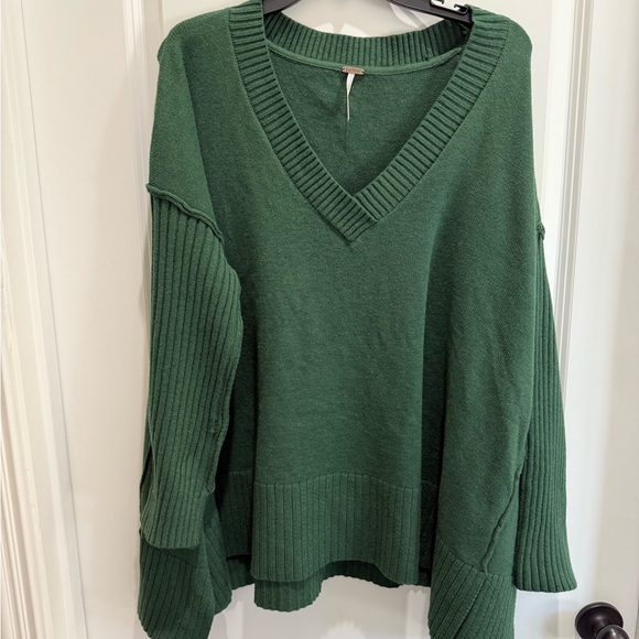 Free People Sweaters - NWOT Free People Forest Green V-Neck Sweater